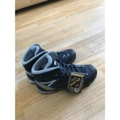 Lowa - Women's Sassa GTX MID - Chaussures De Randonnée -Chaussures Série Magasin lowa womens sassa gtx mid walking boots e698f9fca571b2db865cb30de04e35f1 1